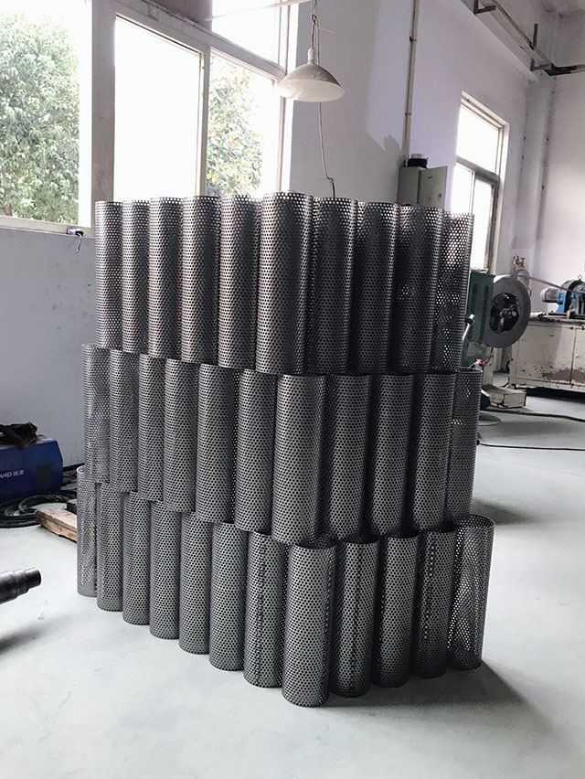 沖(chòng)孔直縫(feng)焊管廠(chǎng)家