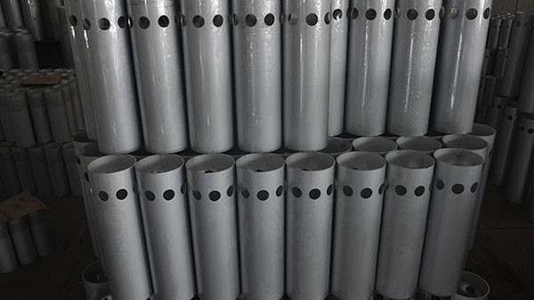 沖孔鋁管