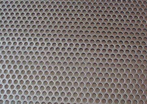 鋁闆(pǎn)沖孔網在航海事(shi)業的用途