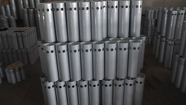 沖孔鋁管