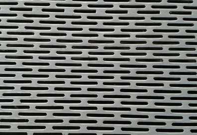 怎麽處理(lǐ)沖孔網的(de)除鏽清潔(jie)工作