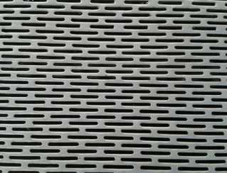 沖(chong)孔網加(jiā)工時使(shǐ)用切割(ge)液的原(yuan)因