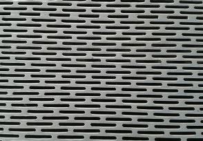 如(rú)何保障(zhang)隔音沖(chòng)孔網的(de)質量