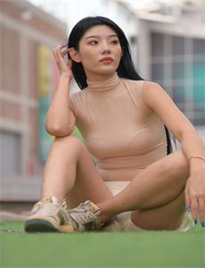 《亚洲精品一区二区三区麻豆-我是歌手第二季双年巅峰会》