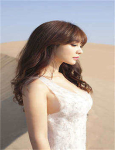 《美丽的她-51久久国产露脸精品国产》