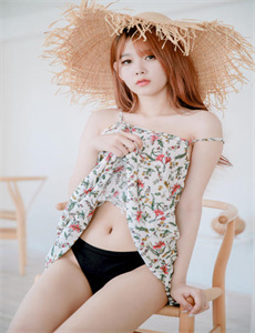 《公车上玩弄白嫩少妇-性生生活20分钟录像》