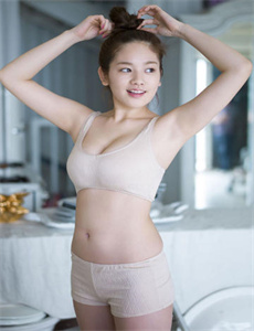 《污到湿的爽文免费阅读-美女裸装视频》